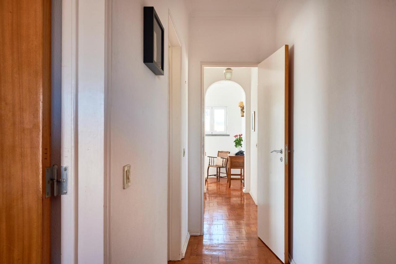 Bright Apartment With Garden In Cascaes Exterior foto
